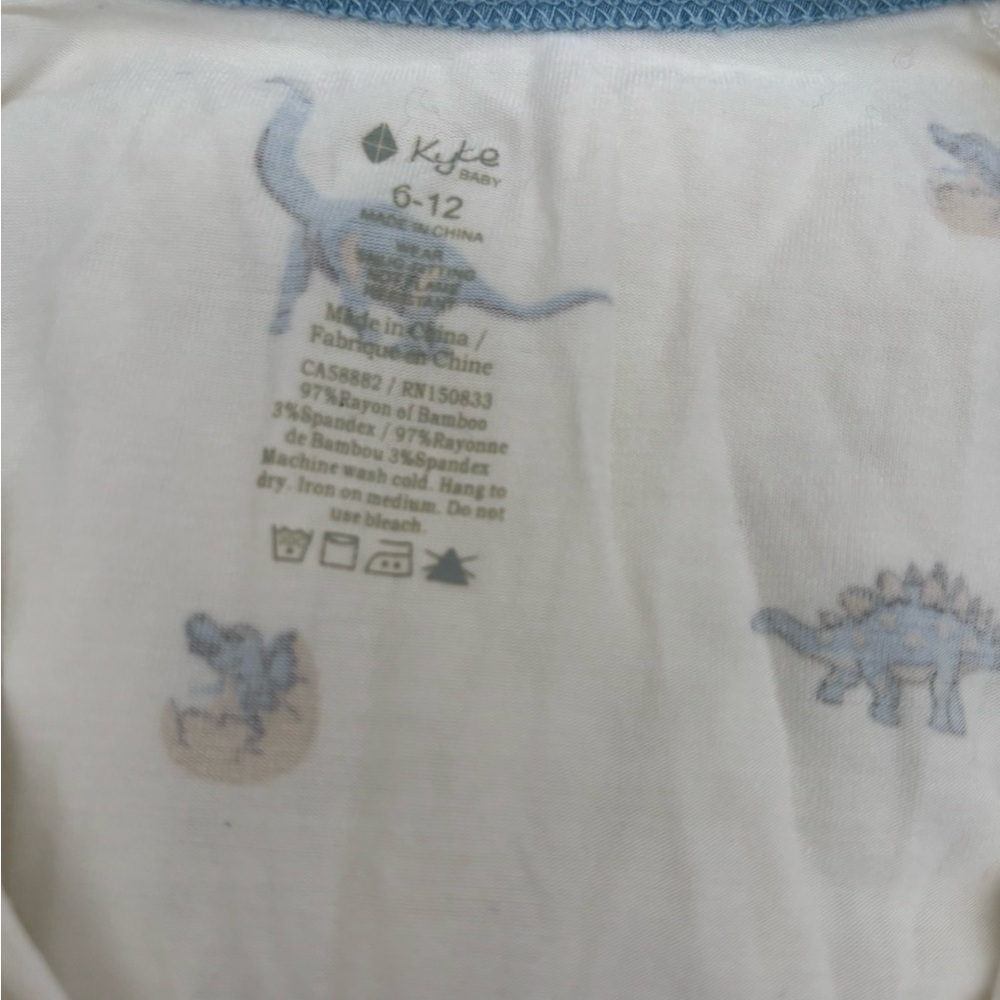 Kyte Baby Zippered Footie in Jurassic - Picture 5 of 5